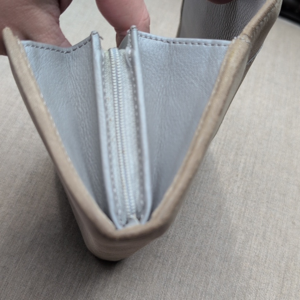 See By Chloe Gray Beige Wallet - Picture 9 of 11